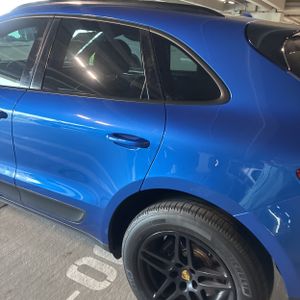 2018 Porsche MACAN BASE — фото 6