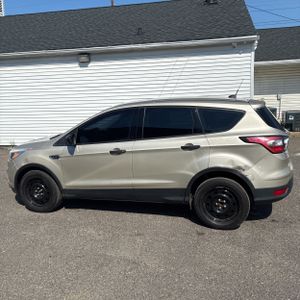 FORD ESCAPE S - 3