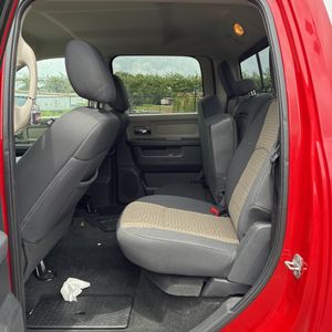 2012 RAM 1500 SLT thumbnail 38