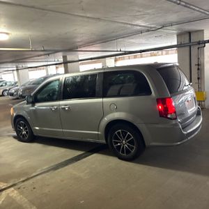 2018 Dodge GRAND CARAVAN GT 照片 3