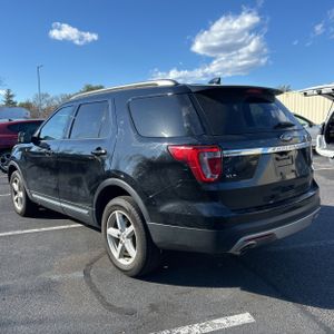 FORD EXPLORER XLT - 5