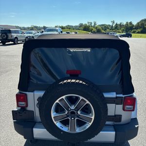 صورة 16 لـ 2015 JEEP WRANGLER UNLIMITED SAHARA