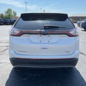 FORD EDGE SEL - 7