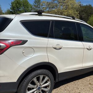 FORD ESCAPE TITANIUM - 9
