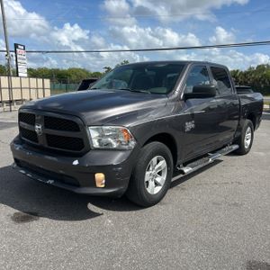 Ram 1500 Classic Express - 1