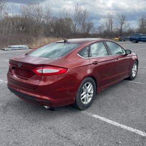 FORD FUSION SE - 8