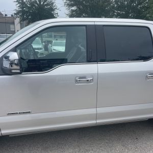 FORD F-150 PLATINUM - 4