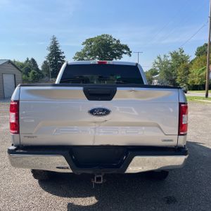 2019 FORD F-150 XLT photo 7