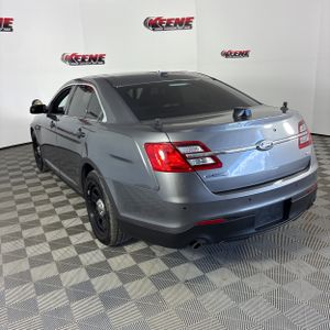 FORD TAURUS POLICE INTERCEPTOR - 4