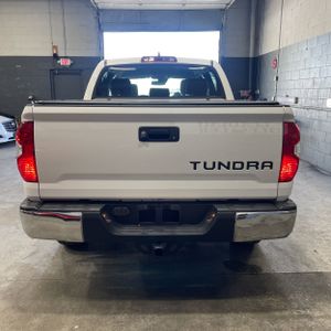 TOYOTA TUNDRA - 7