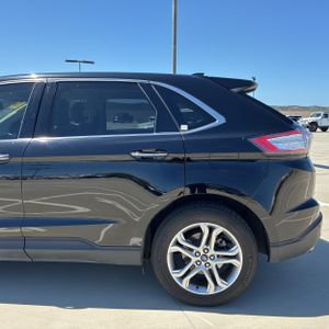 FORD EDGE TITANIUM - 6