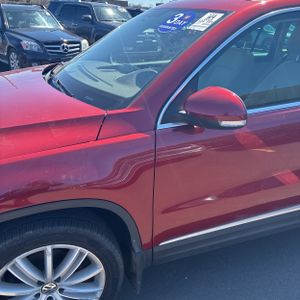 VOLKSWAGEN TIGUAN 2.0T SEL 4MOTION - 2