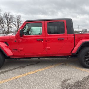 JEEP GLADIATOR ALTITUDE - 4