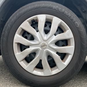 2016 Nissan ROGUE S — миниатюра 17