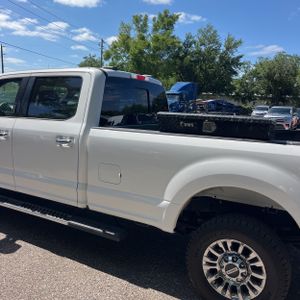 FORD F-250 SUPER DUTY LARIAT - 6