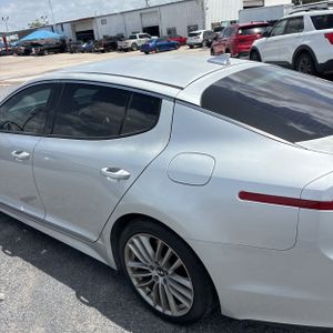 صورة 6 لـ 2018 KIA STINGER BASE