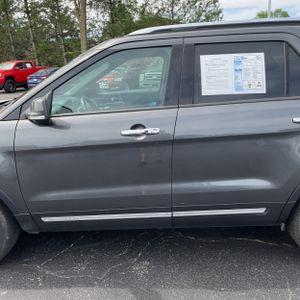 FORD EXPLORER LIMITED - 4