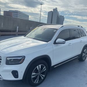 Mercedes-Benz GLB 250 4MATIC - 2