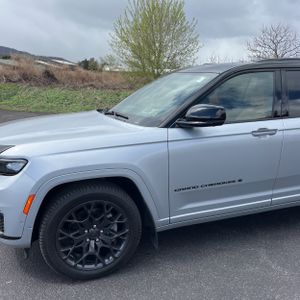 JEEP GRAND CHEROKEE L SUMMIT RESERVE - 2