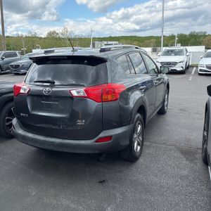 TOYOTA RAV4 - 7
