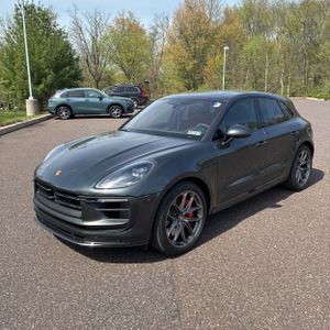 PORSCHE MACAN GTS - 1