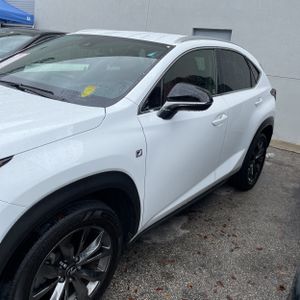 LEXUS NX 300 F SPORT - 3