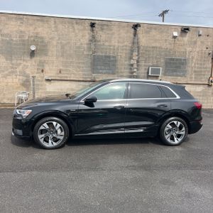 AUDI E-TRON QUATTRO PREMIUM PLUS - 3