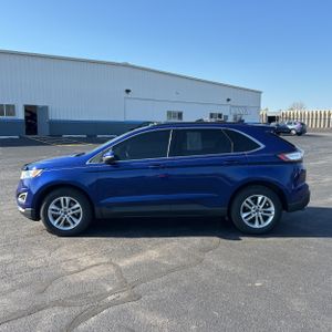 FORD EDGE SEL - 3