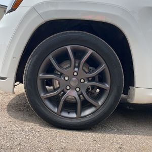 صورة مصغرة 17 لـ 2021 JEEP GRAND CHEROKEE HIGH ALTITUDE