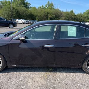 2010 Nissan MAXIMA 3.5 SV 照片 4