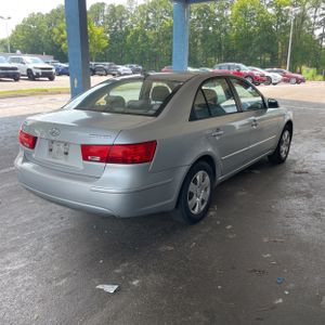 2010 Hyundai SONATA GLS 照片 8