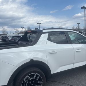 HYUNDAI SANTA CRUZ LIMITED - 9