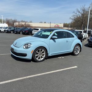 VOLKSWAGEN BEETLE 2.5L PZEV FENDER EDITION - 1