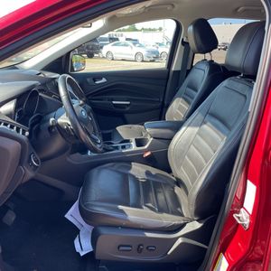 صورة مصغرة 32 لـ 2017 FORD ESCAPE TITANIUM
