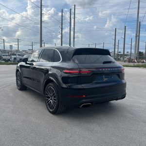 2019 Porsche CAYENNE BASE — фото 5