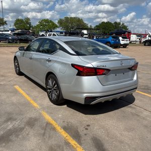 NISSAN ALTIMA SV FWD - 5