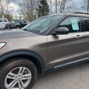 FORD EXPLORER XLT - 2