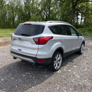 FORD ESCAPE TITANIUM - 8