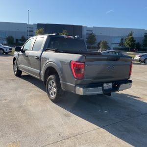2023 FORD F-150 XLT photo 5