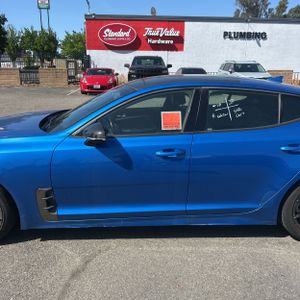 KIA STINGER GT-LINE - 4