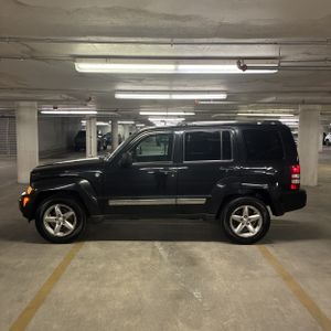 JEEP LIBERTY LIMITED - 3