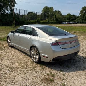 صورة 5 لـ 2015 Lincoln MKZ BASE