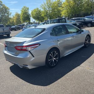 TOYOTA CAMRY - 8