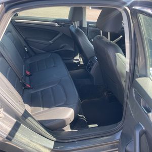 صورة 35 لـ 2018 Volkswagen PASSAT 2.0T SE