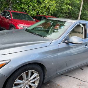 2015 Infiniti Q50 PREMIUM 照片 2