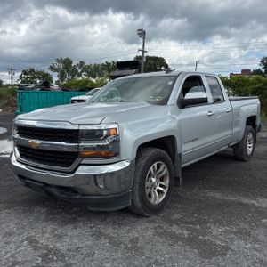 2017 Chevrolet SILVERADO 1500 LT — фото 1