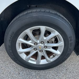 2020 Chevrolet EQUINOX LT — миниатюра 19