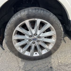 2019 FORD F-150 LIMITED — фото 17