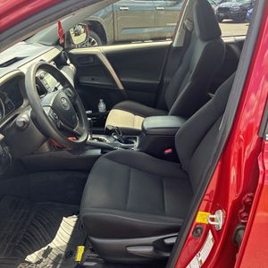 2013 Toyota RAV4 XLE — миниатюра 32
