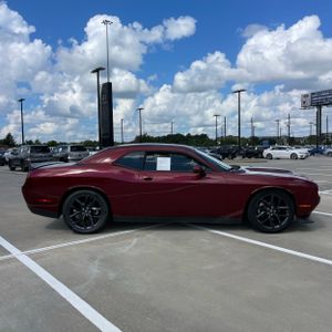 2023 Dodge CHALLENGER GT — фото 10